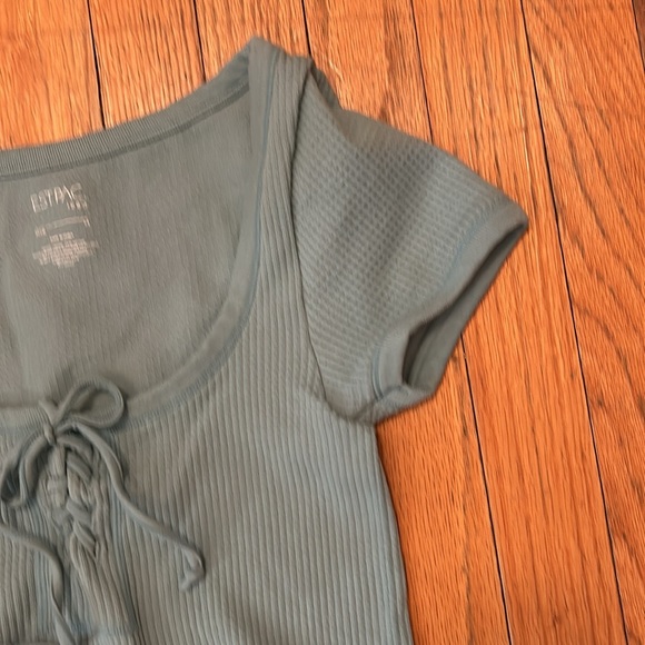 EST.PAC Vintage top - Picture 2 of 8